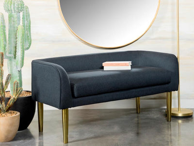 Elizabeth Entryway & Decor