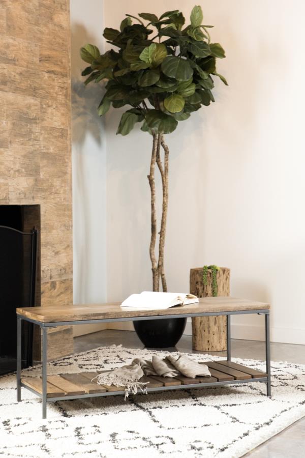 Gerbera Entryway & Decor