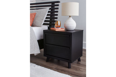 Danziar Nightstand