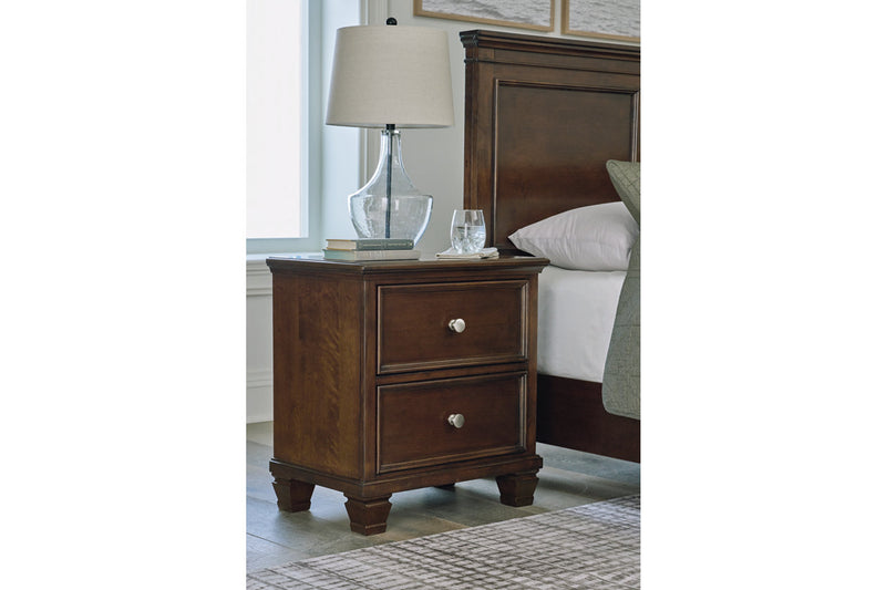 Danabrin Nightstand