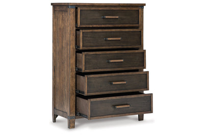 Wyattfield Chest