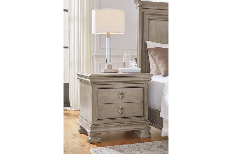 Lexorne Nightstand